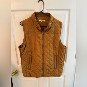 Boutique light brown vest with pockets